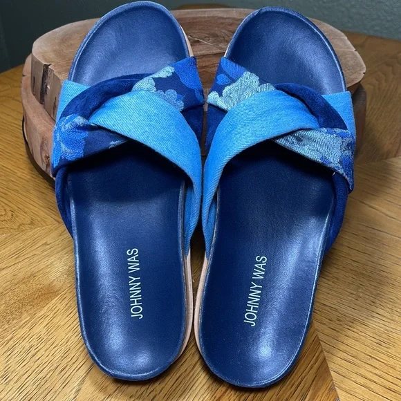 JOHNNY WAS Denim Suede Floral Tapestry Twist Slides - Picture 6 of 16